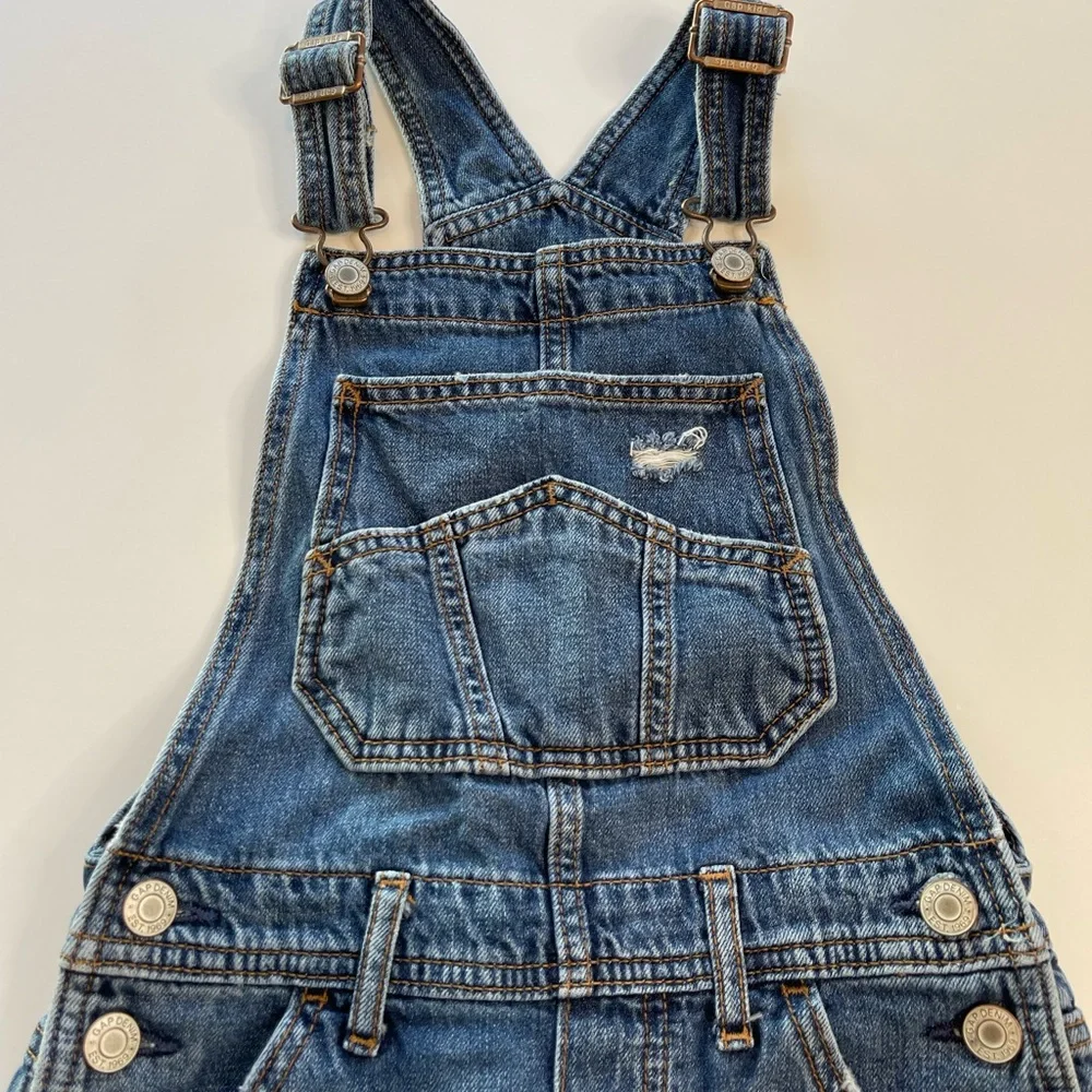 GAP gapkids distressed